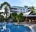 Pool
 di The Ritz Hotel at Garden Oases