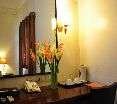 Room
 di The Ritz Hotel at Garden Oases