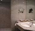 Room
 di Don Carlos