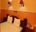 Room
 di Hipoint Hotel and Suites