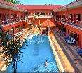 Pool
 di Beach Road Hotel