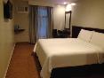 Room
 di MJ Hotel and Suites