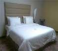 Room
 di Crom Airport Hotel