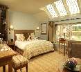 Room
 di Feversham Arms Hotel and Verbena Spa