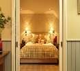 Room
 di Feversham Arms Hotel and Verbena Spa