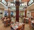 Restaurant
 di Hilton DFW Lakes Executive Conference Center 