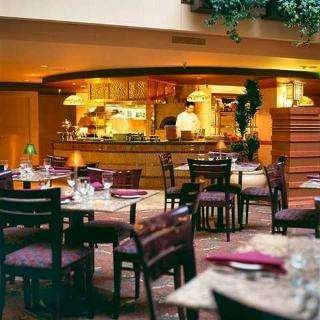 Restaurant
 di Embassy Suites Omaha Downtown Old Market
