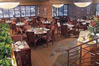 Restaurant
 di DoubleTree by Hilton Hotel Oak Ridge Knoxville