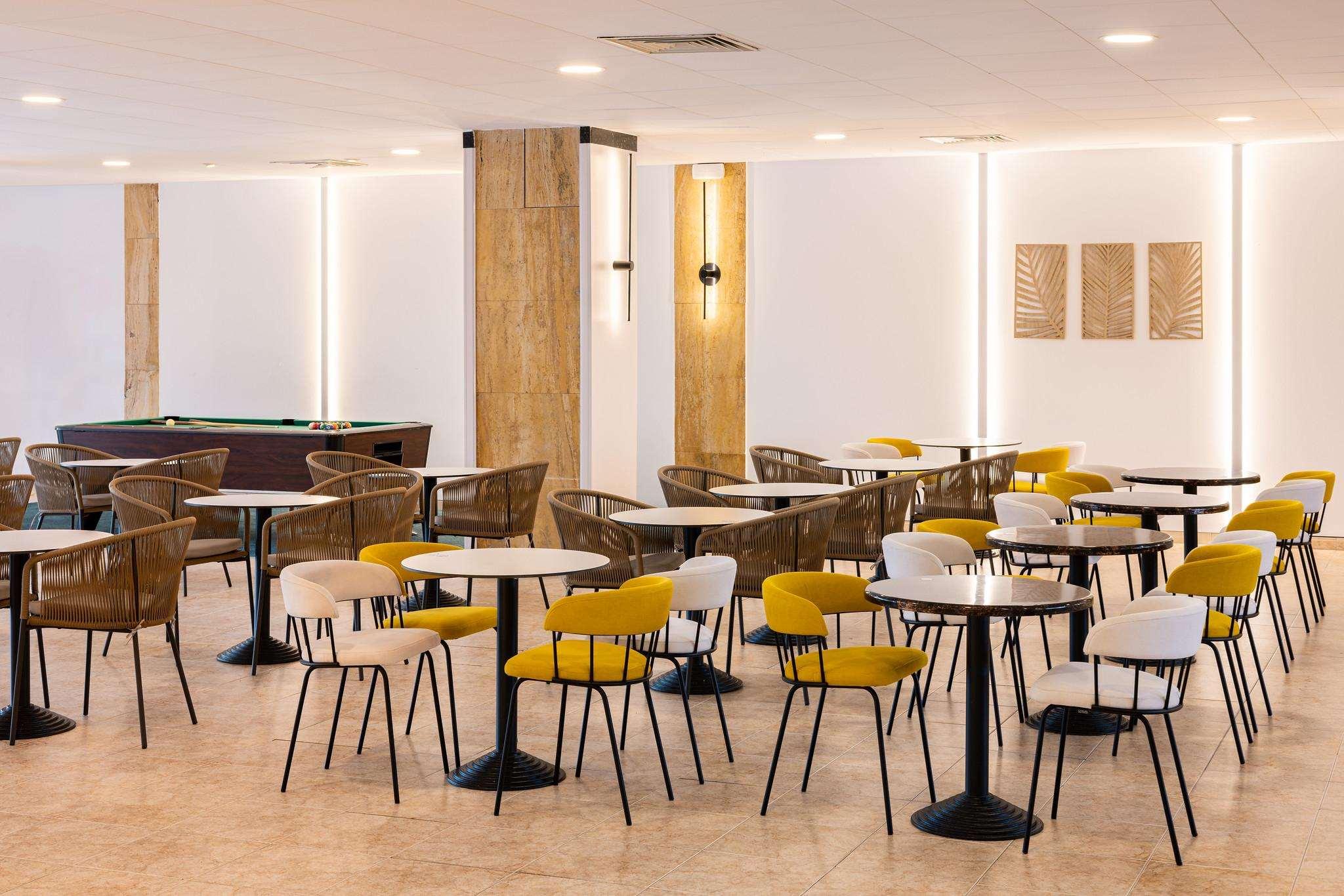 Hotel htop Royal Beach by null