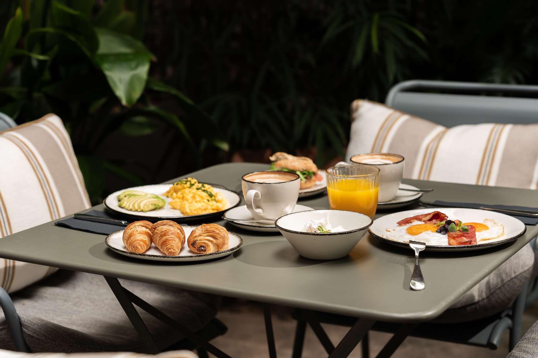 HOTEL REGINA BARCELONA by null