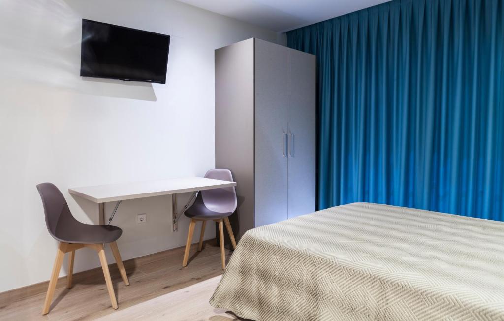 Estudios Benidorm by null