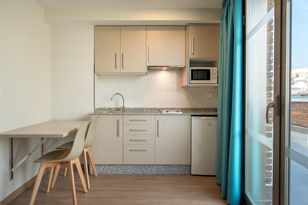 Estudios Benidorm by null
