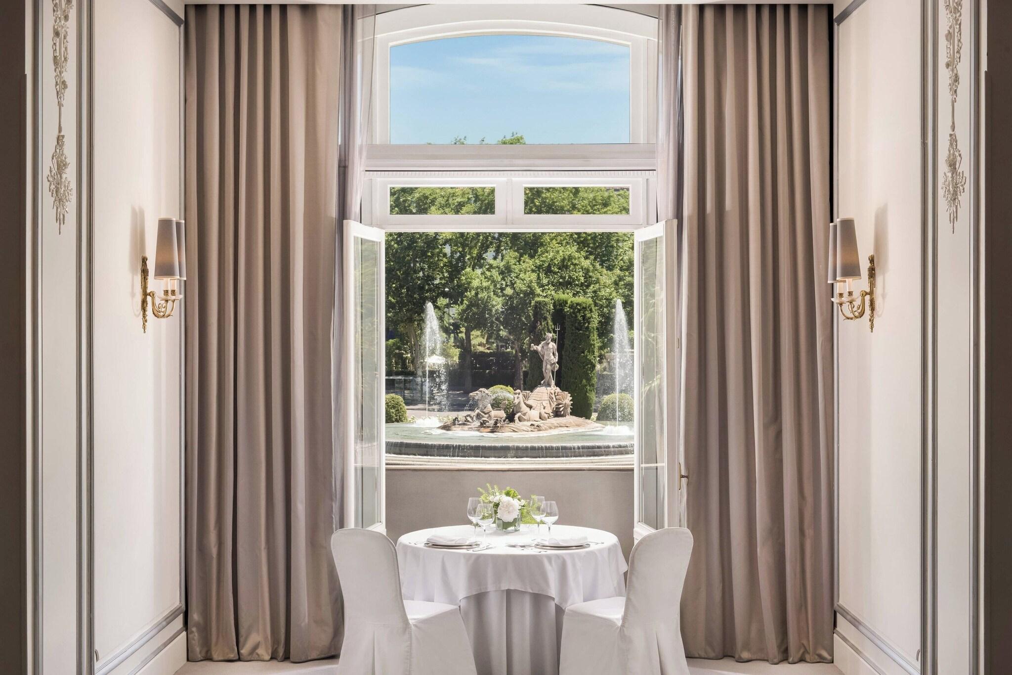 The Palace, A Luxury Collection Hotel - photo