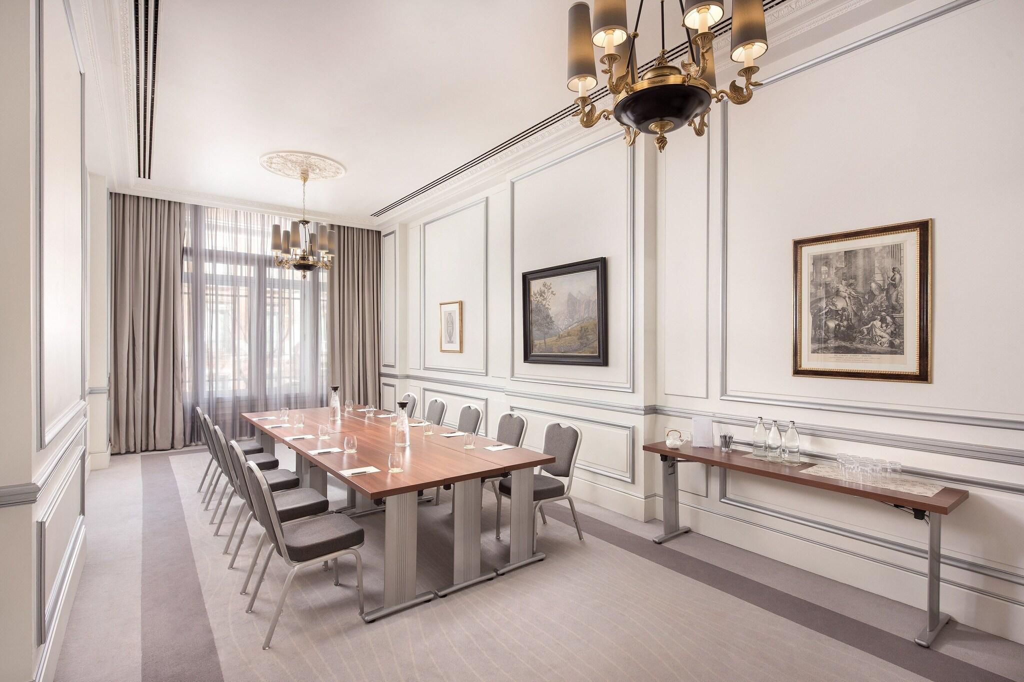 The Palace, A Luxury Collection Hotel - photo