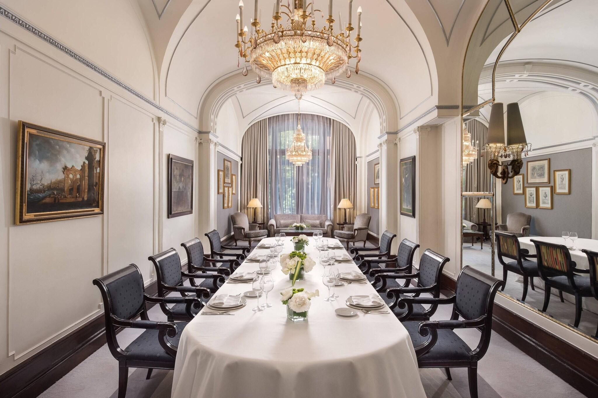 The Palace, A Luxury Collection Hotel - photo