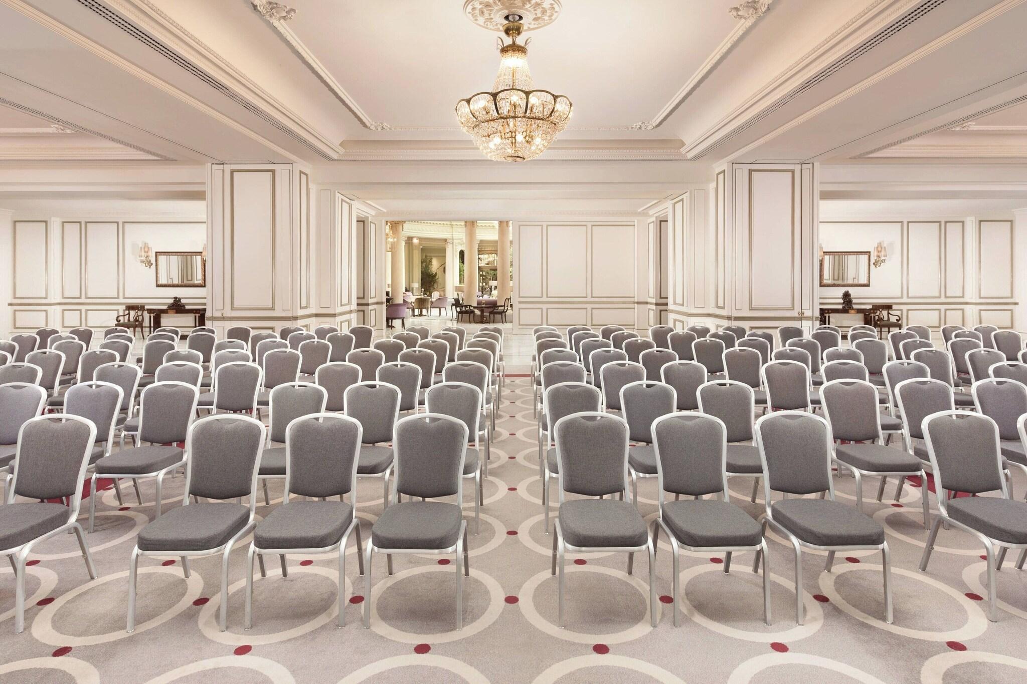 The Palace, A Luxury Collection Hotel - photo