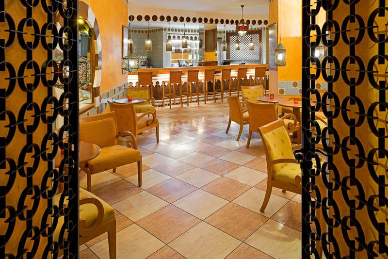 Hotel Monopol by null