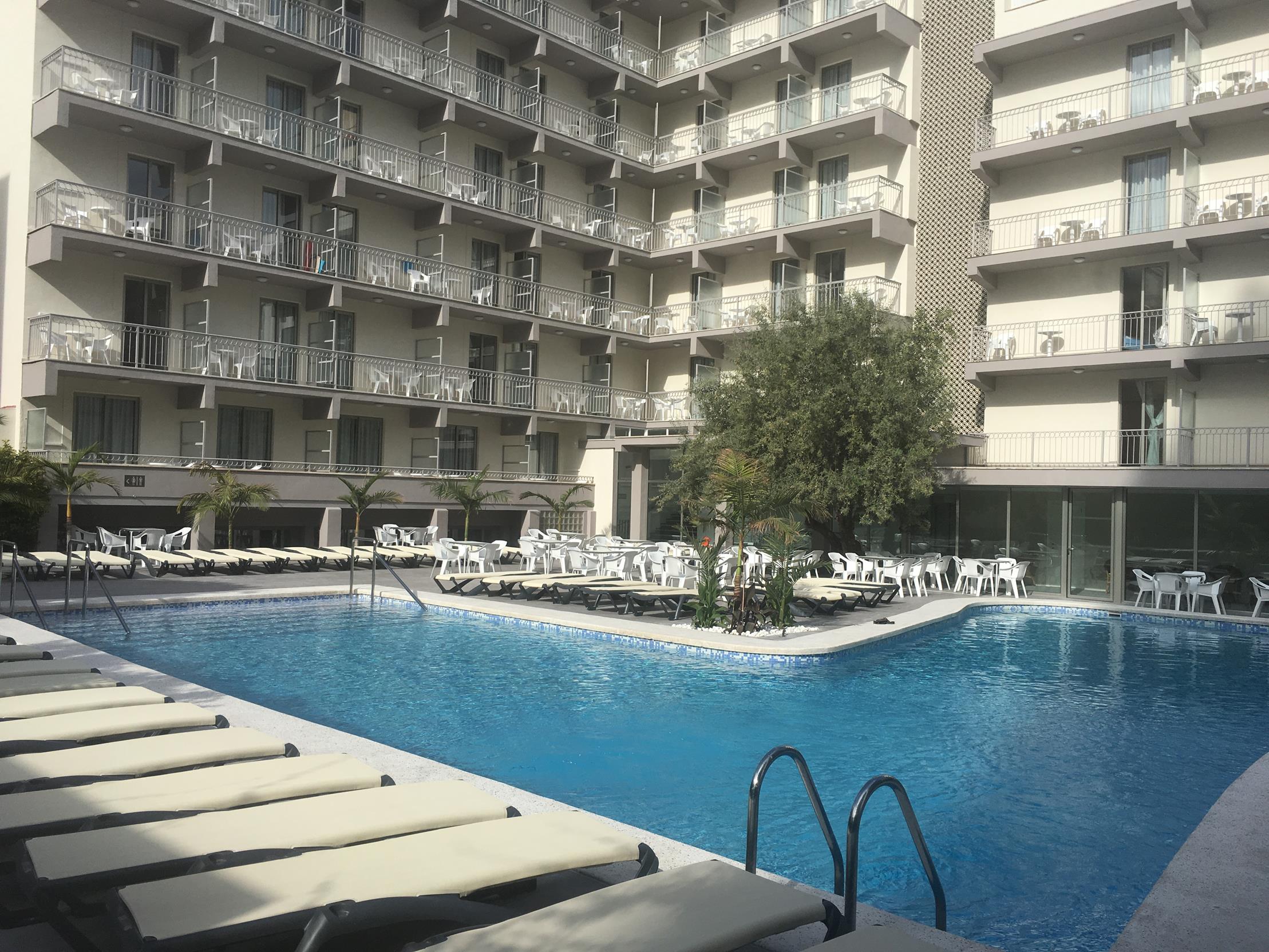 Hotel Los Álamos Benidorm by null