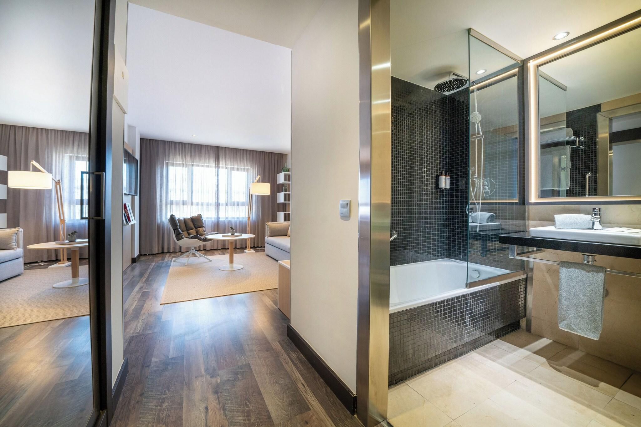 Hotel Cádiz Paseo del Mar Affiliated by Meliá by null