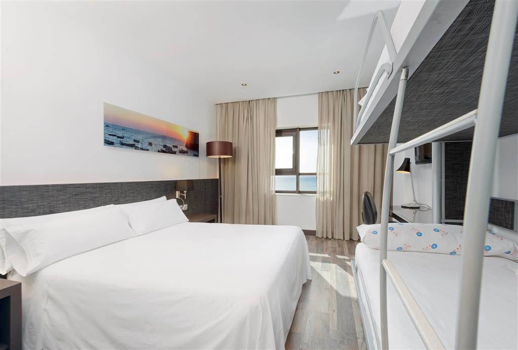 Hotel Cádiz Paseo del Mar Affiliated by Meliá by null