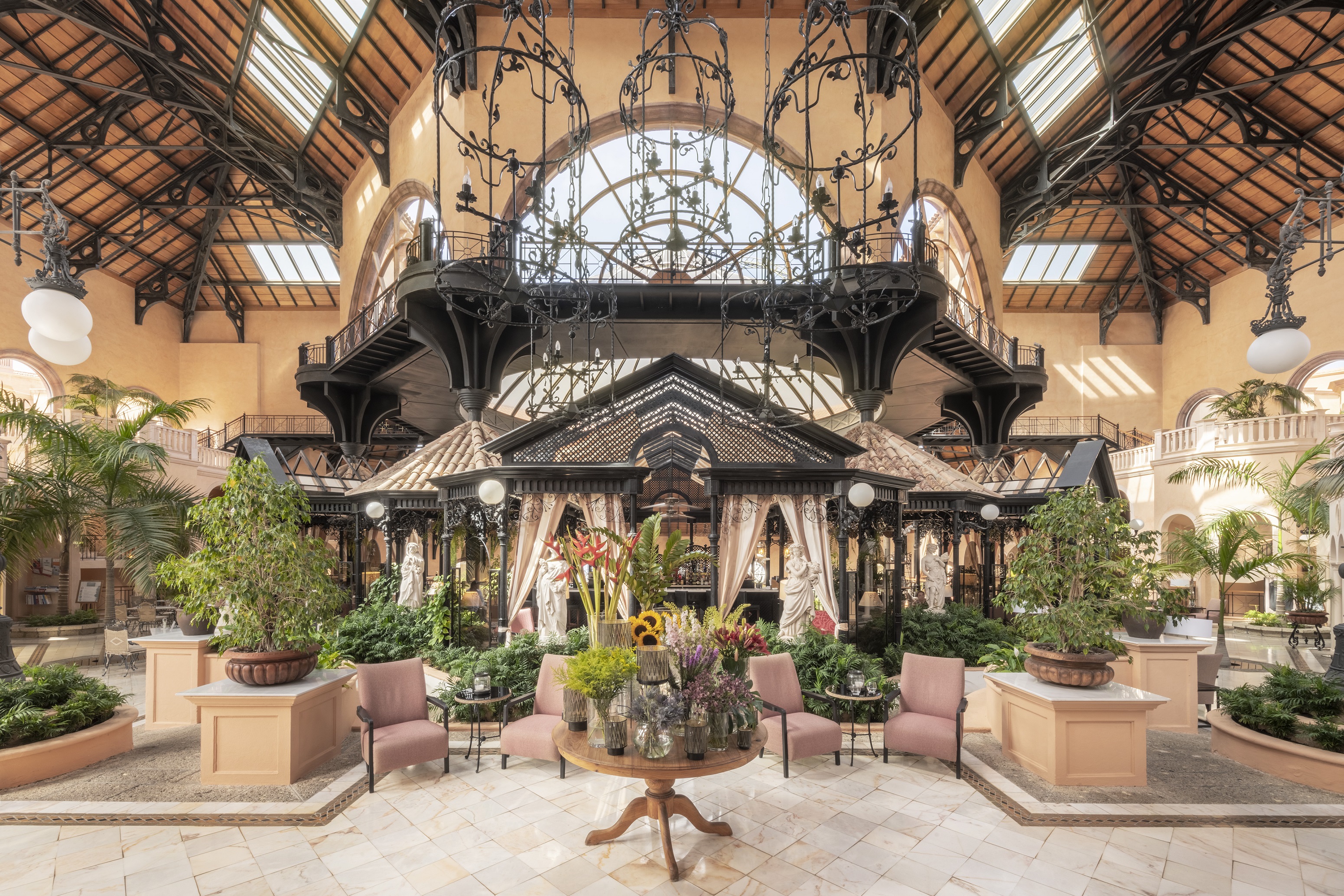 Gran Hotel Bahía del Duque Resort by null