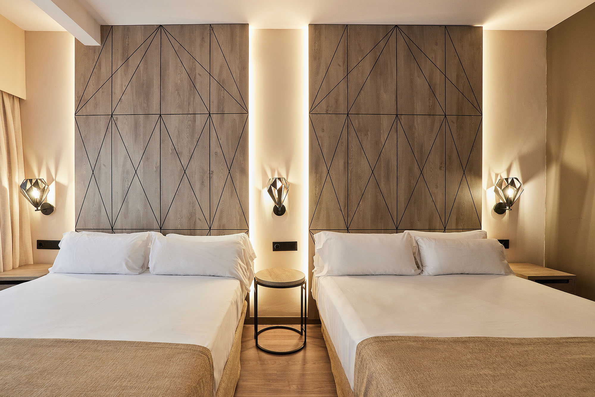 Hotel Bristol by null