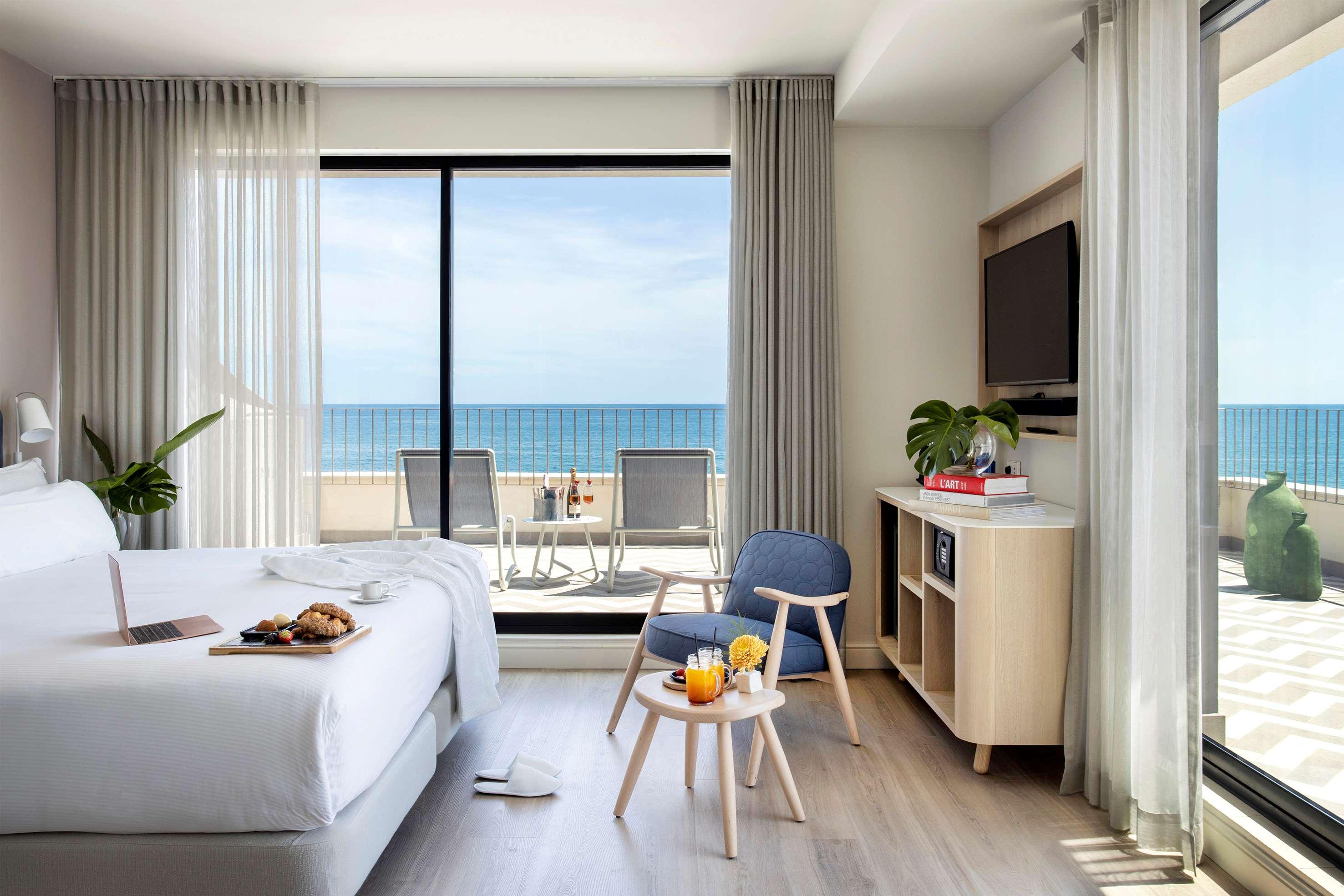 ME Sitges Terramar by null