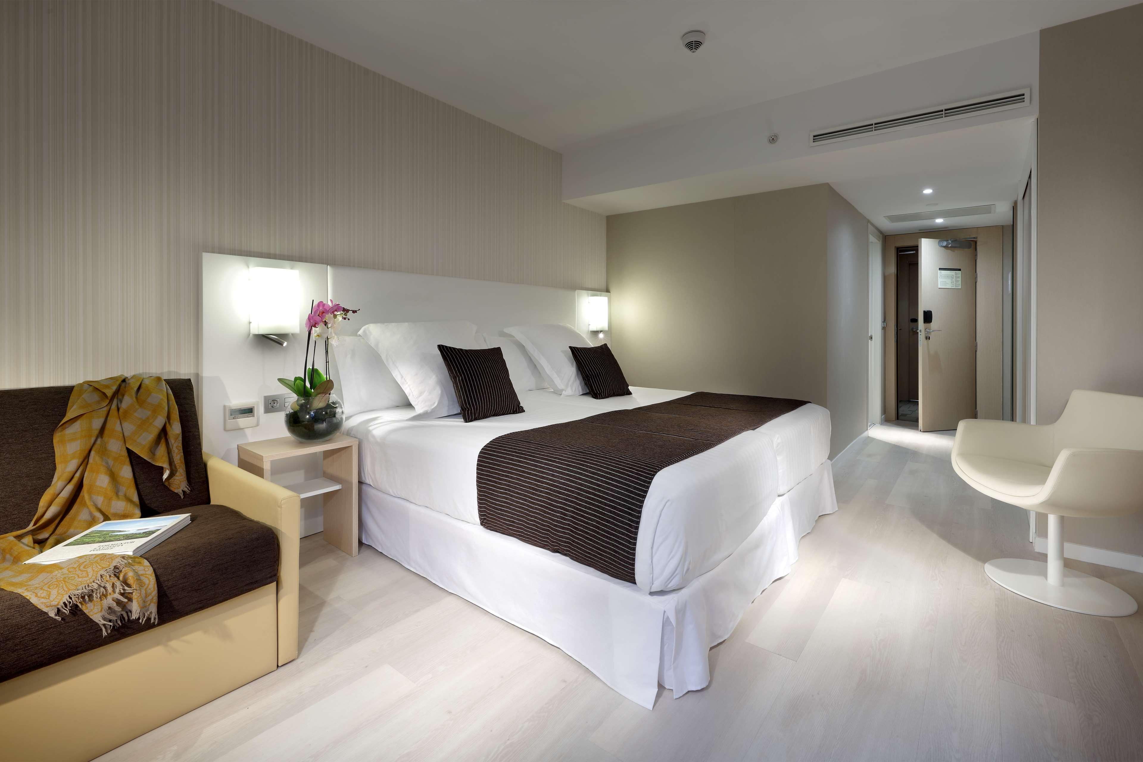 Barceló Bilbao Nervión by null