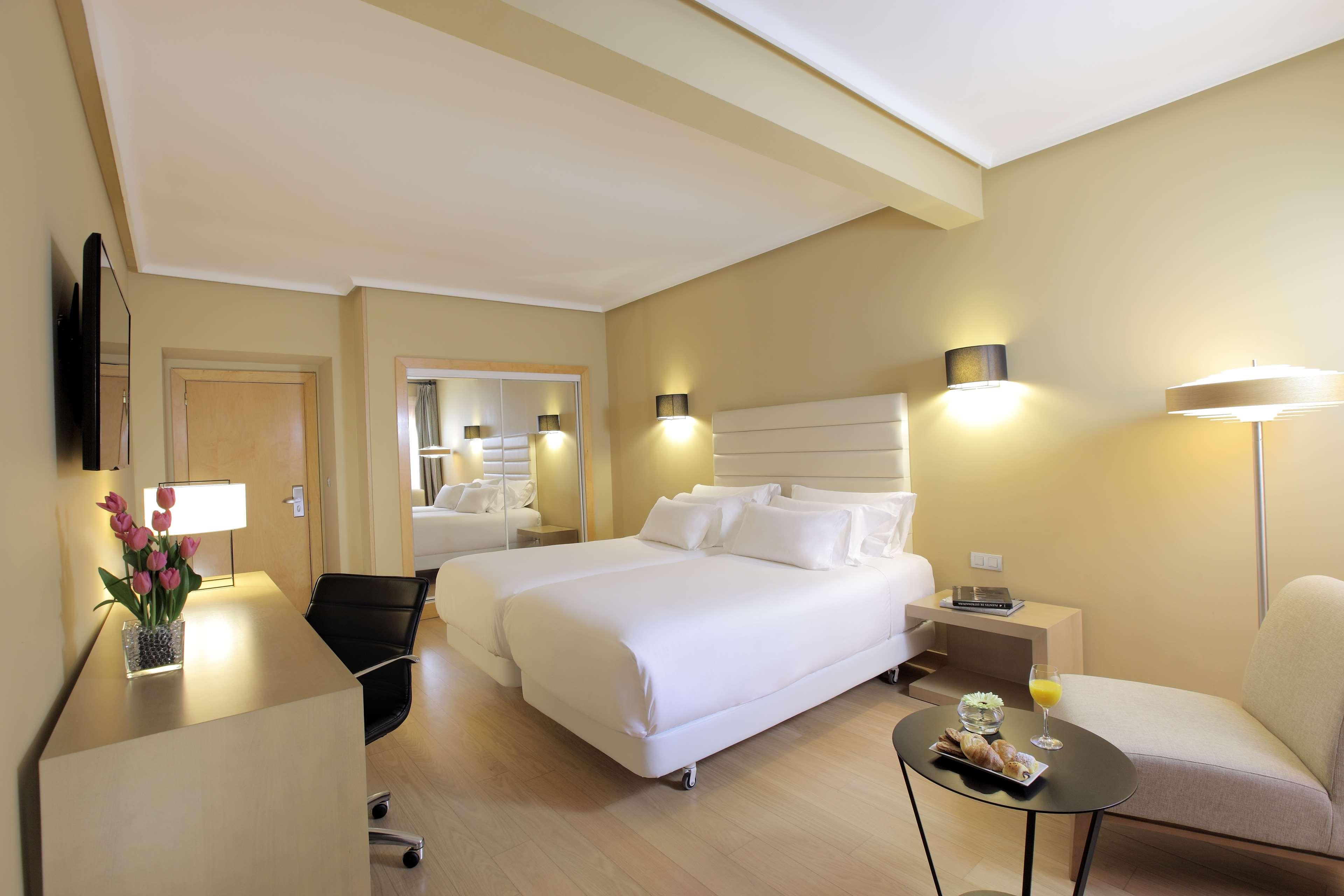 Hotel NH Collection Cáceres Palacio de Oquendo by null