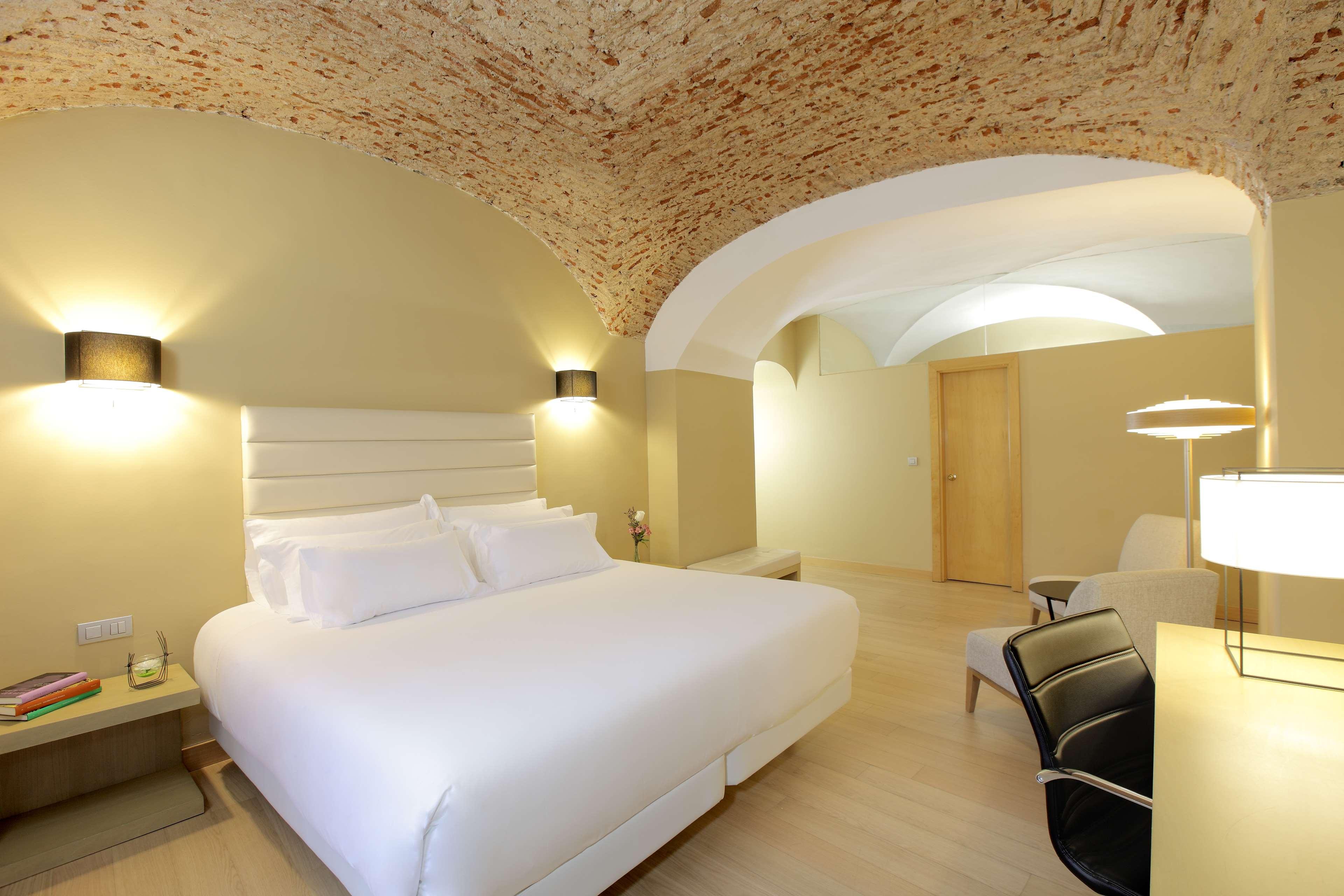 Hotel NH Collection Cáceres Palacio de Oquendo by null