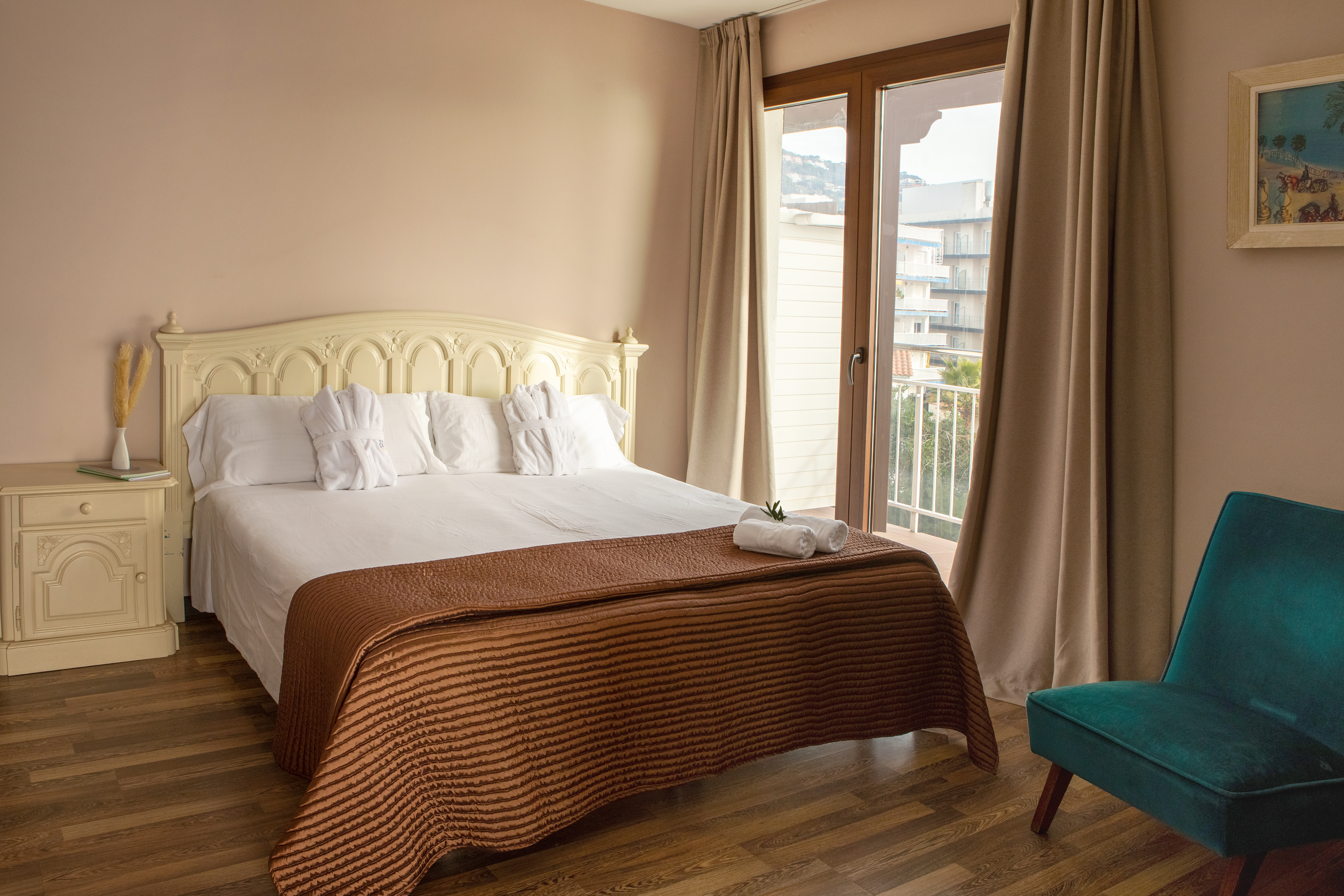 Roger de Flor by Seleqtta Hotels