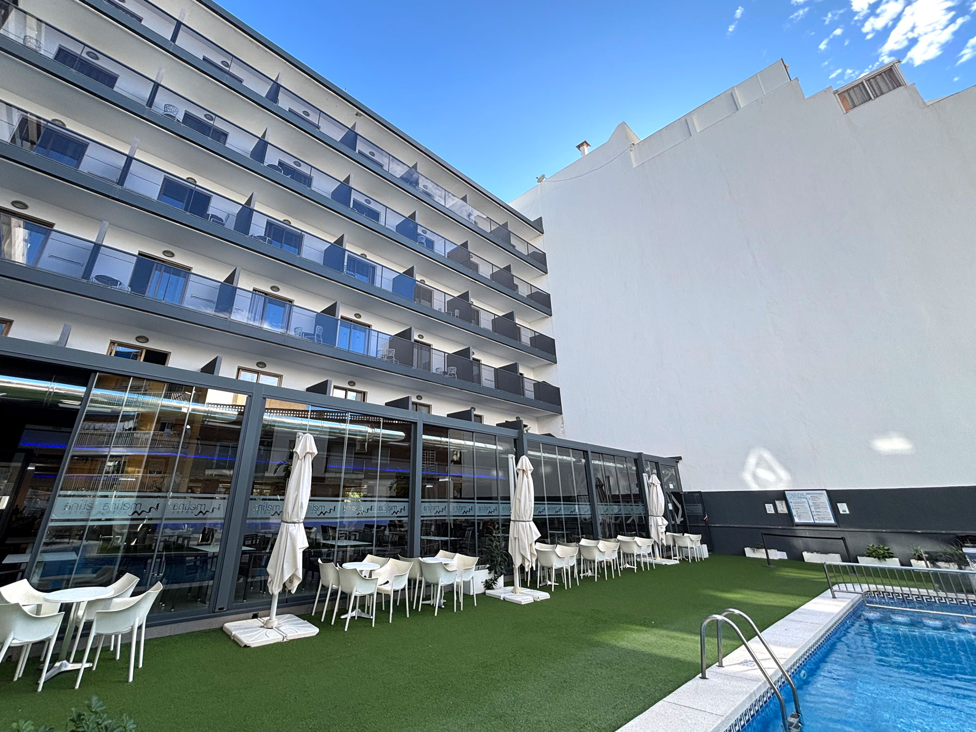 Hotel Melina by null