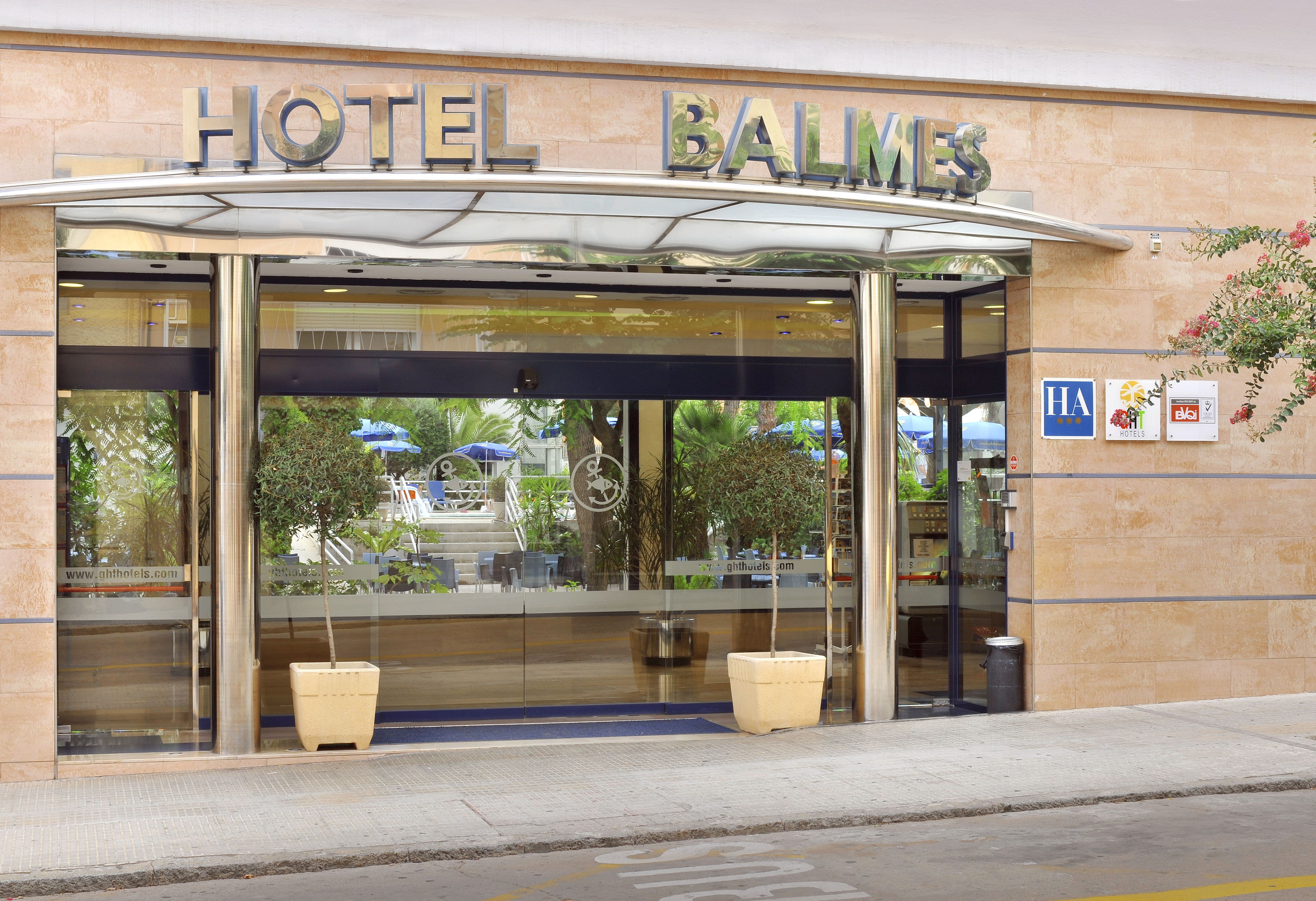 GHT Balmes - Apartaments & Splash
