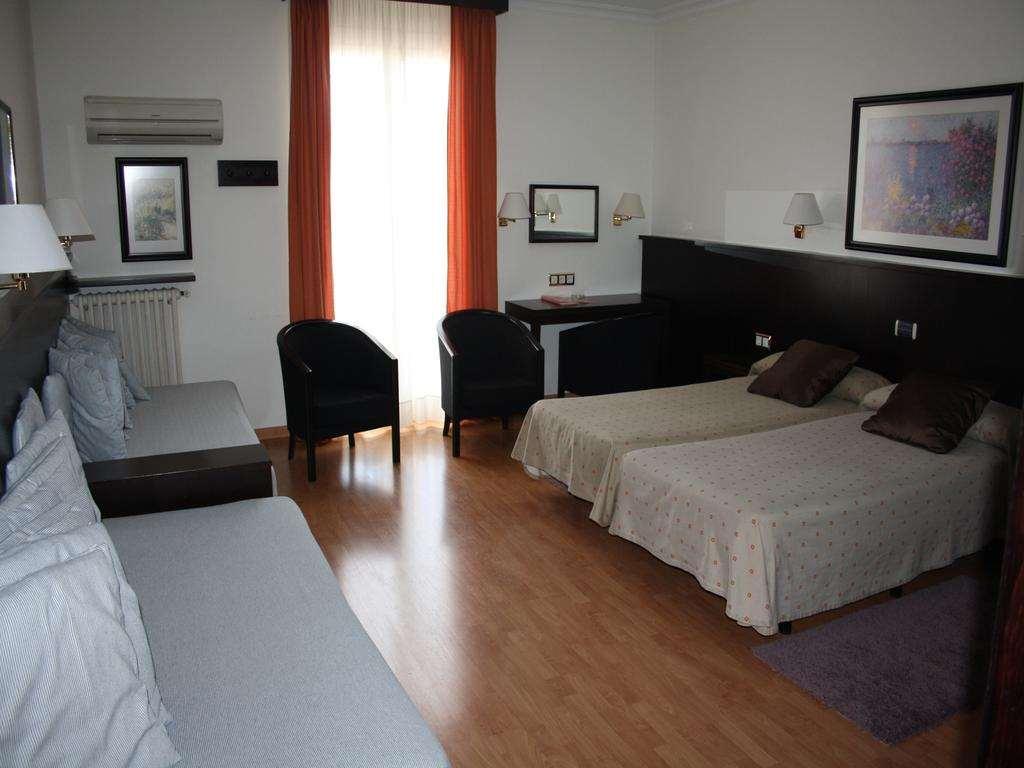 Hotel Gaudí by null