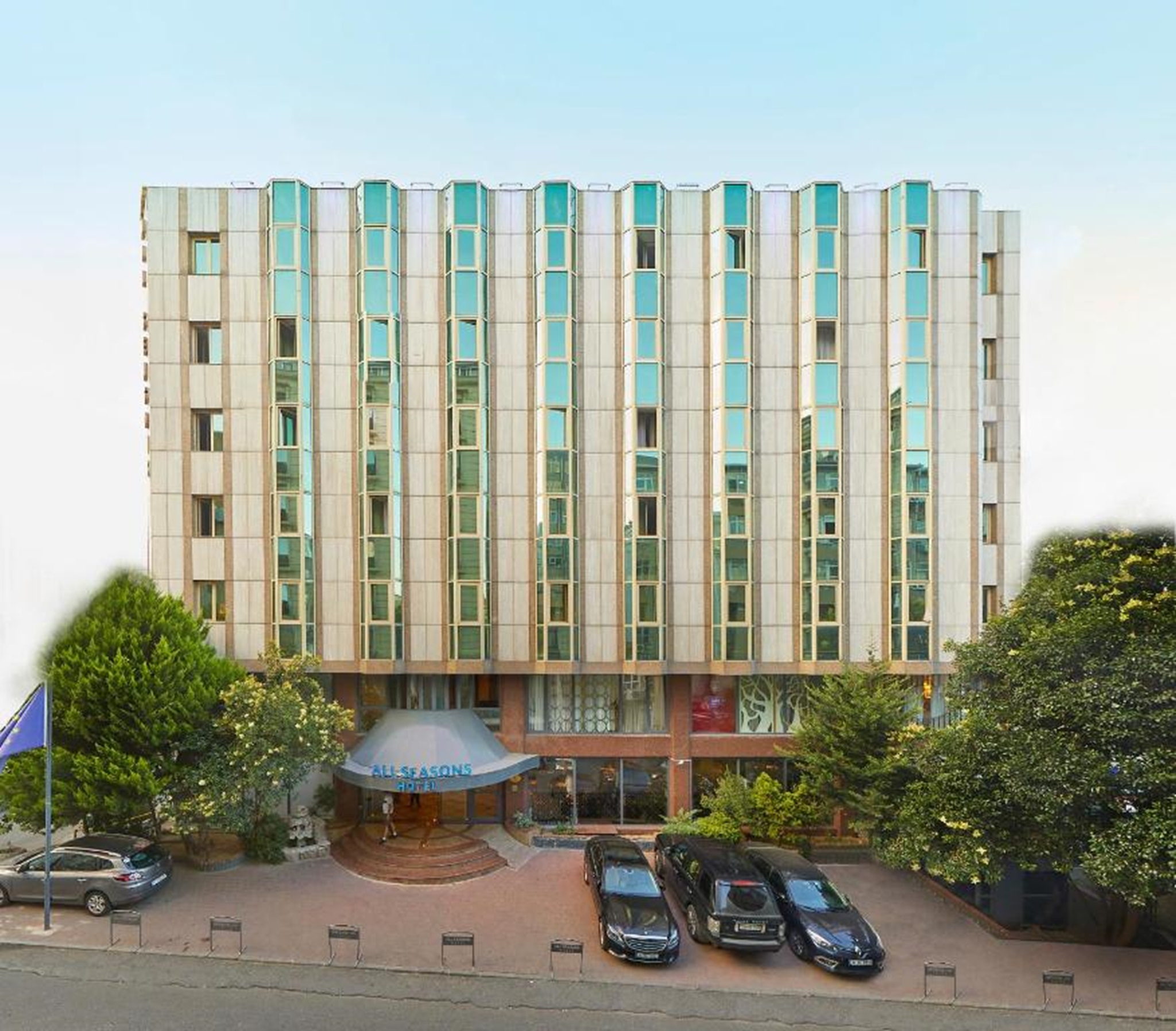 All Seasons Hotel - Фото 3