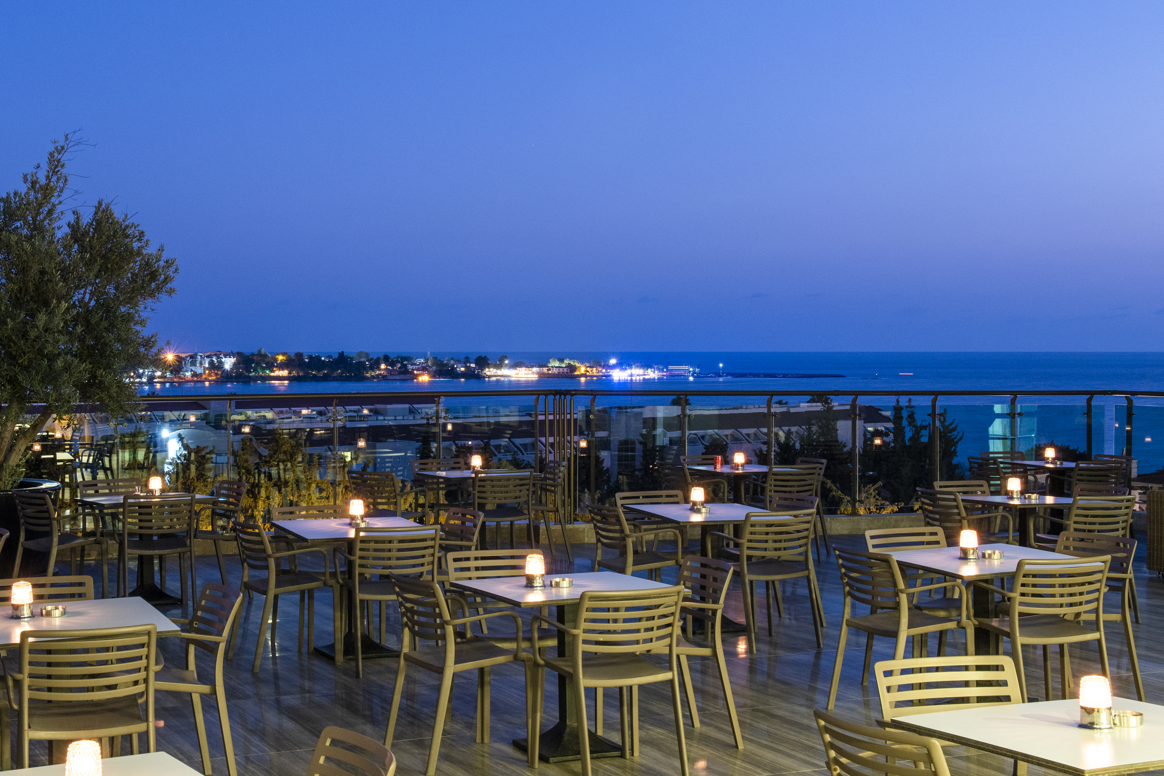 Side Star Elegance - фото