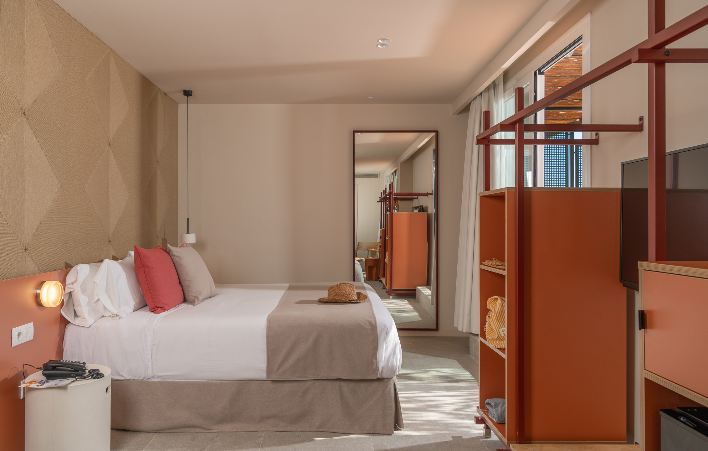 AQUA Hotel Bertran Park by null