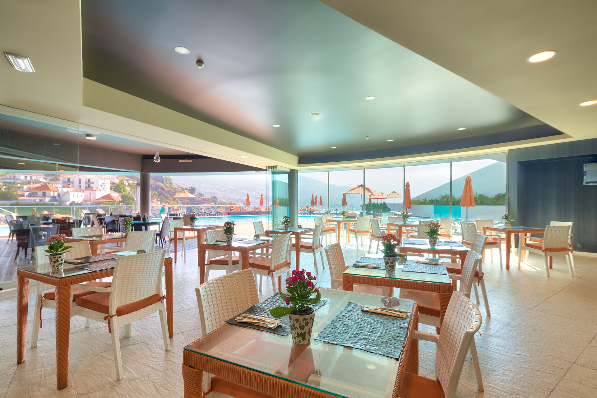 The Views Baía by null