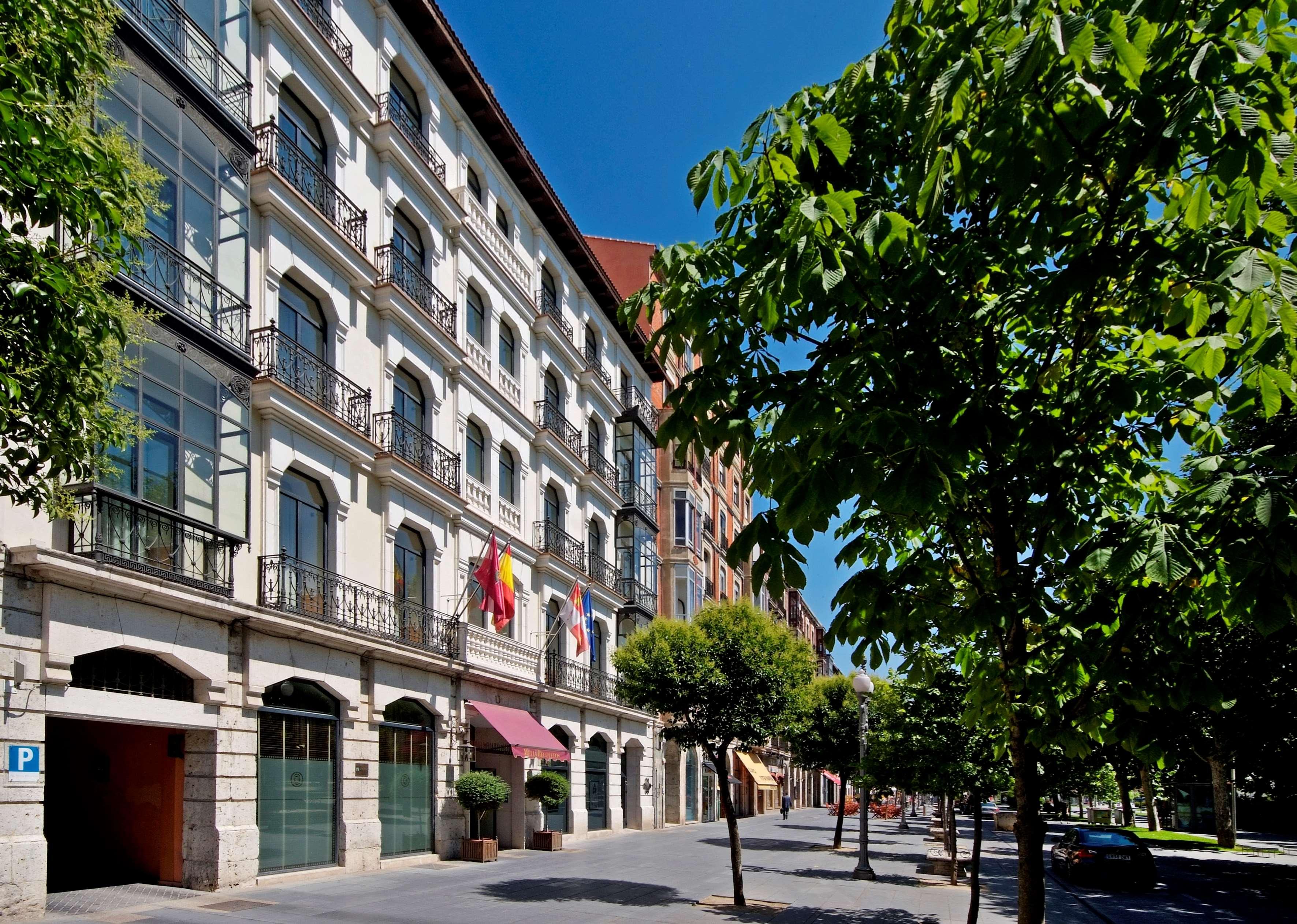 Hotel Recoletos by null