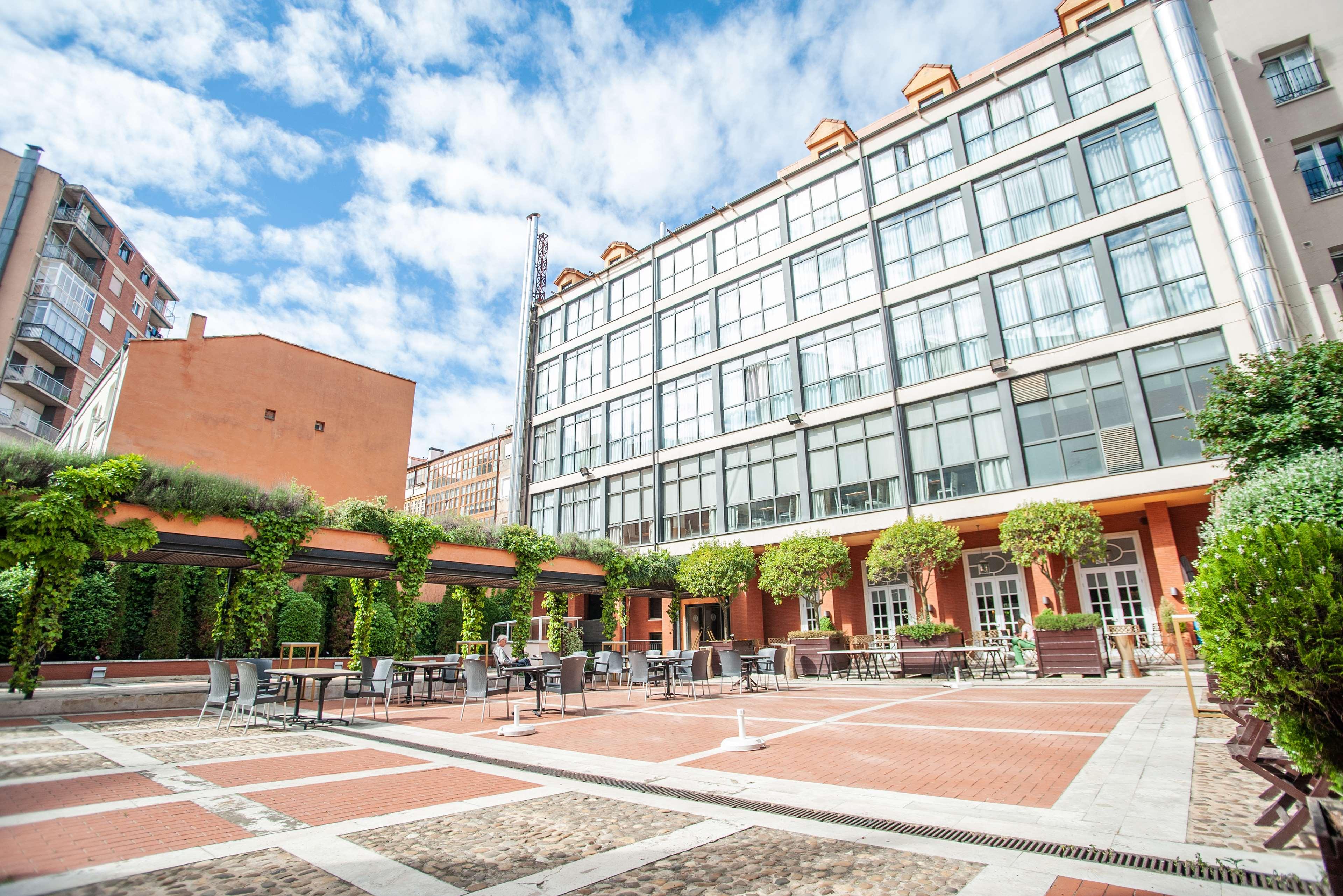 Hotel Recoletos by null