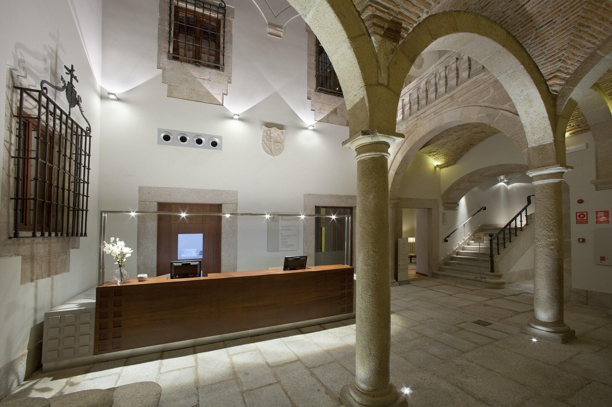 Parador de Cáceres by null