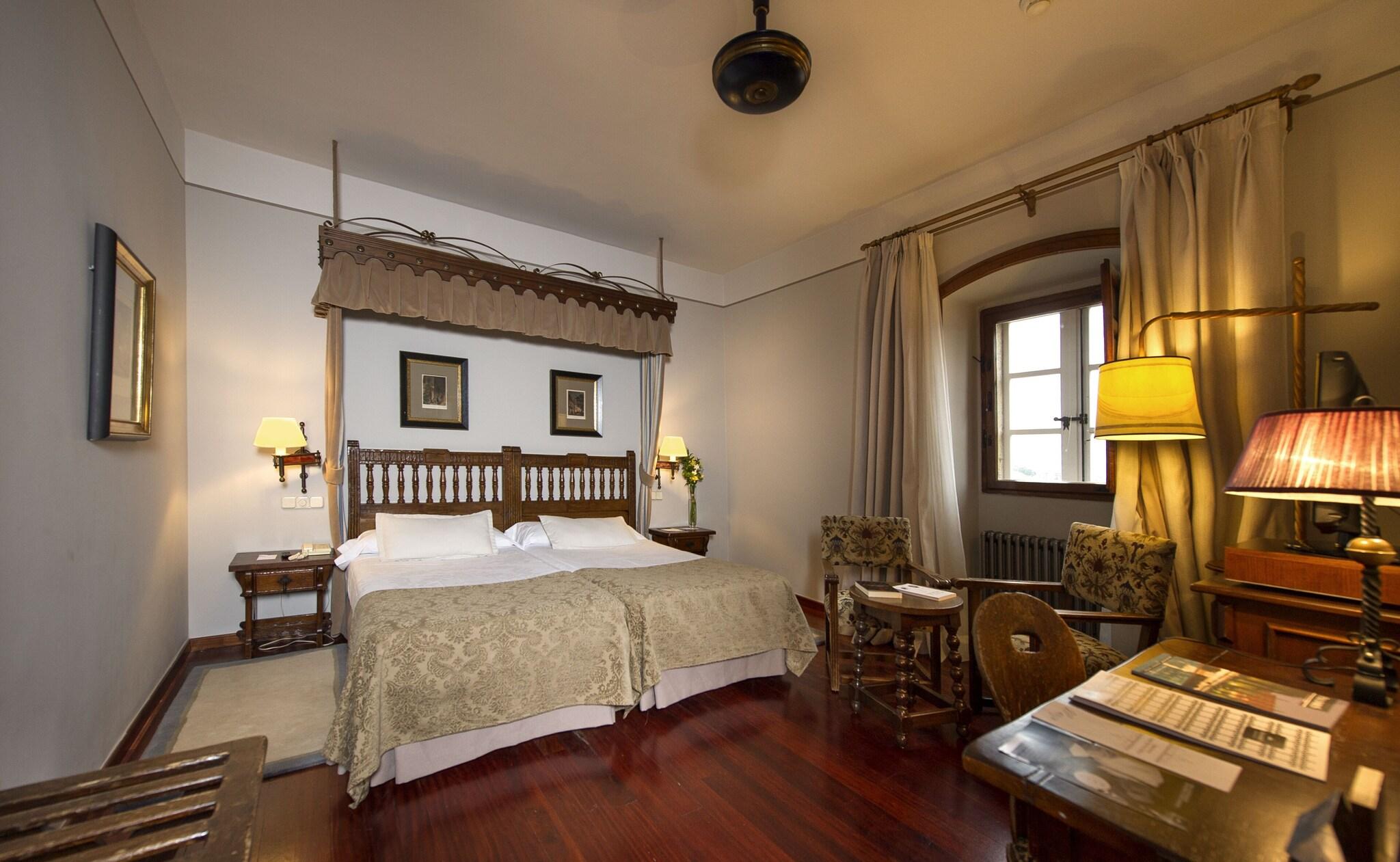 Hostal Real de Santiago de Compostela by null