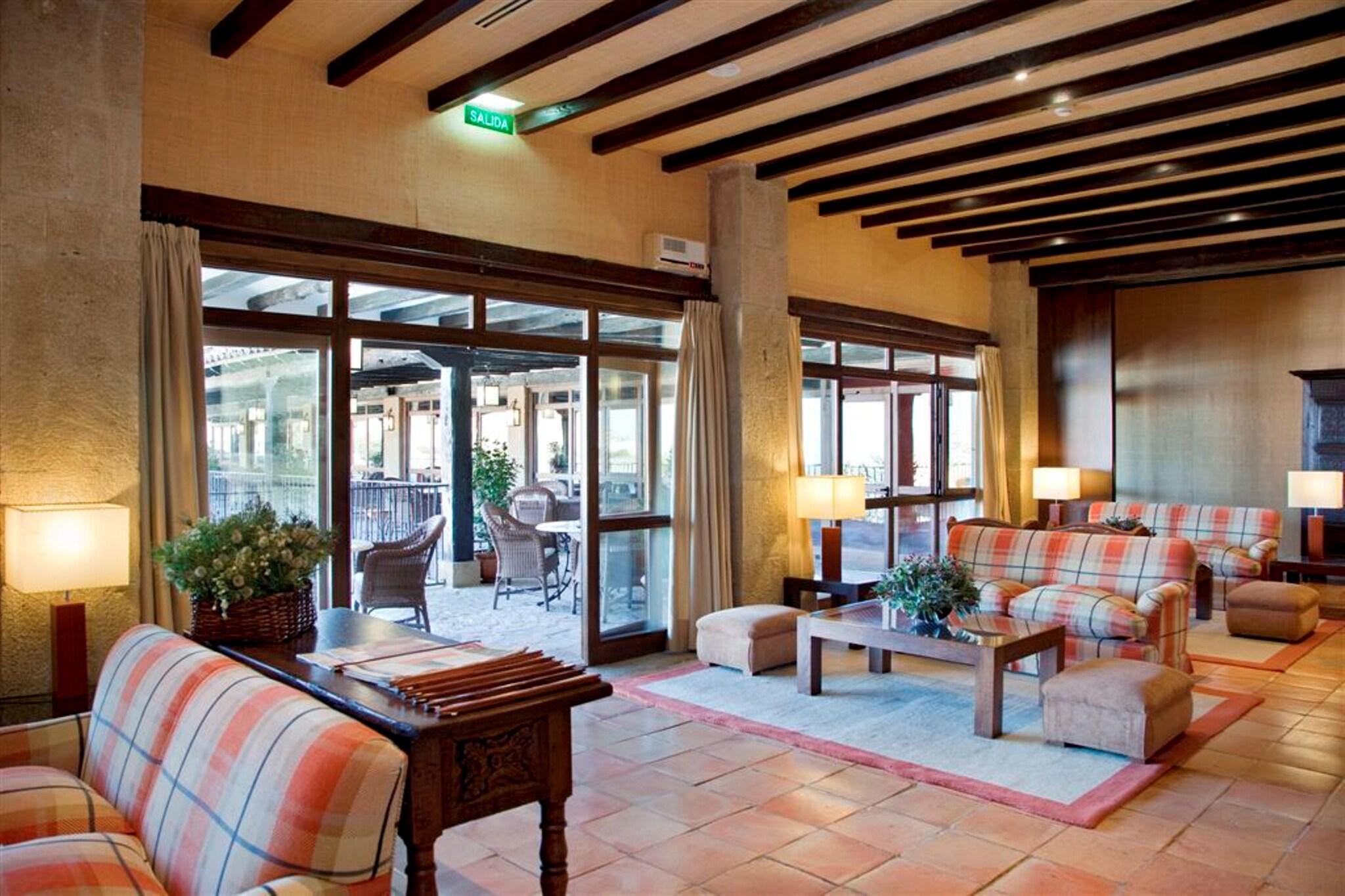 Parador de Sos del Rey Católico by null