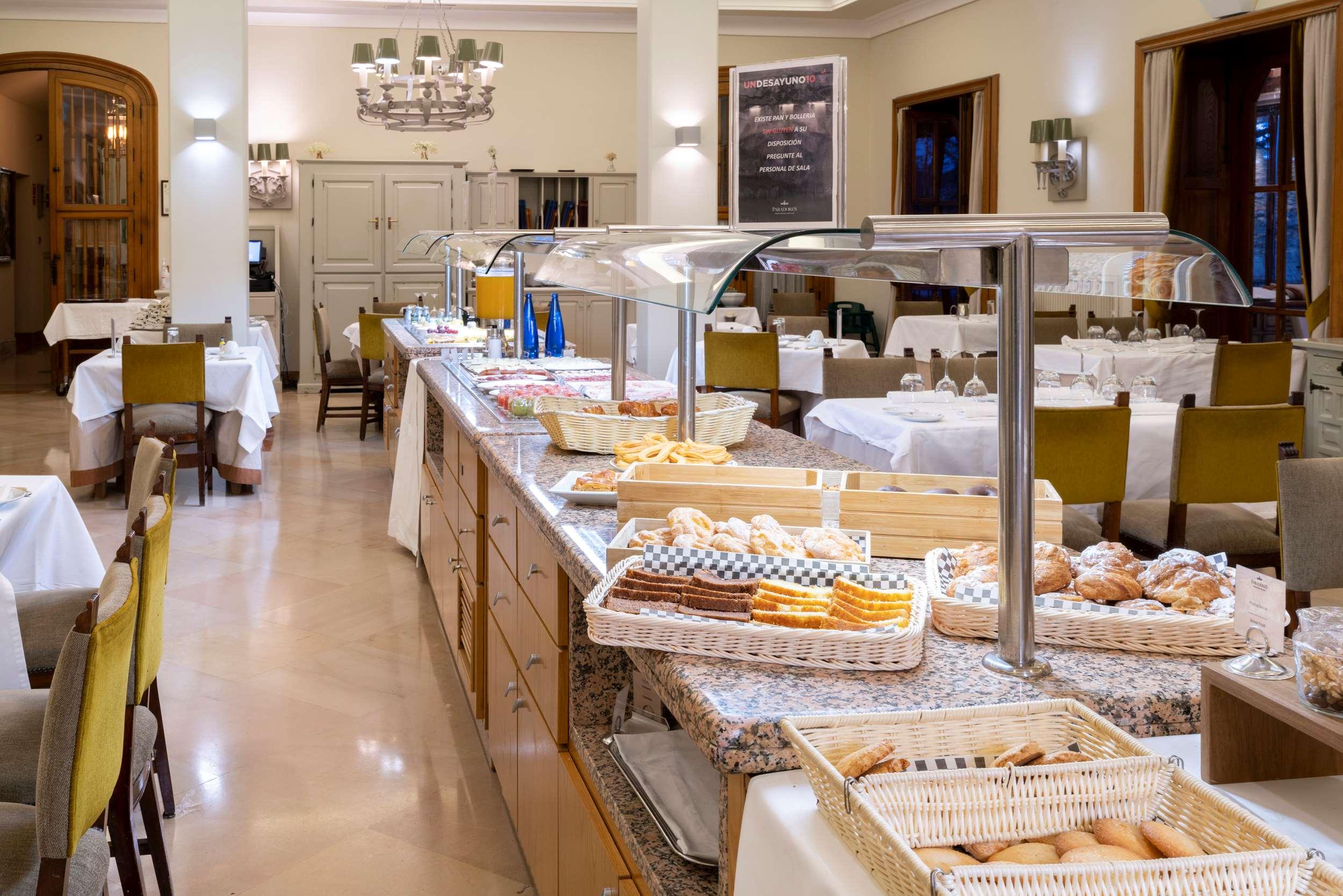 Parador de Teruel by null