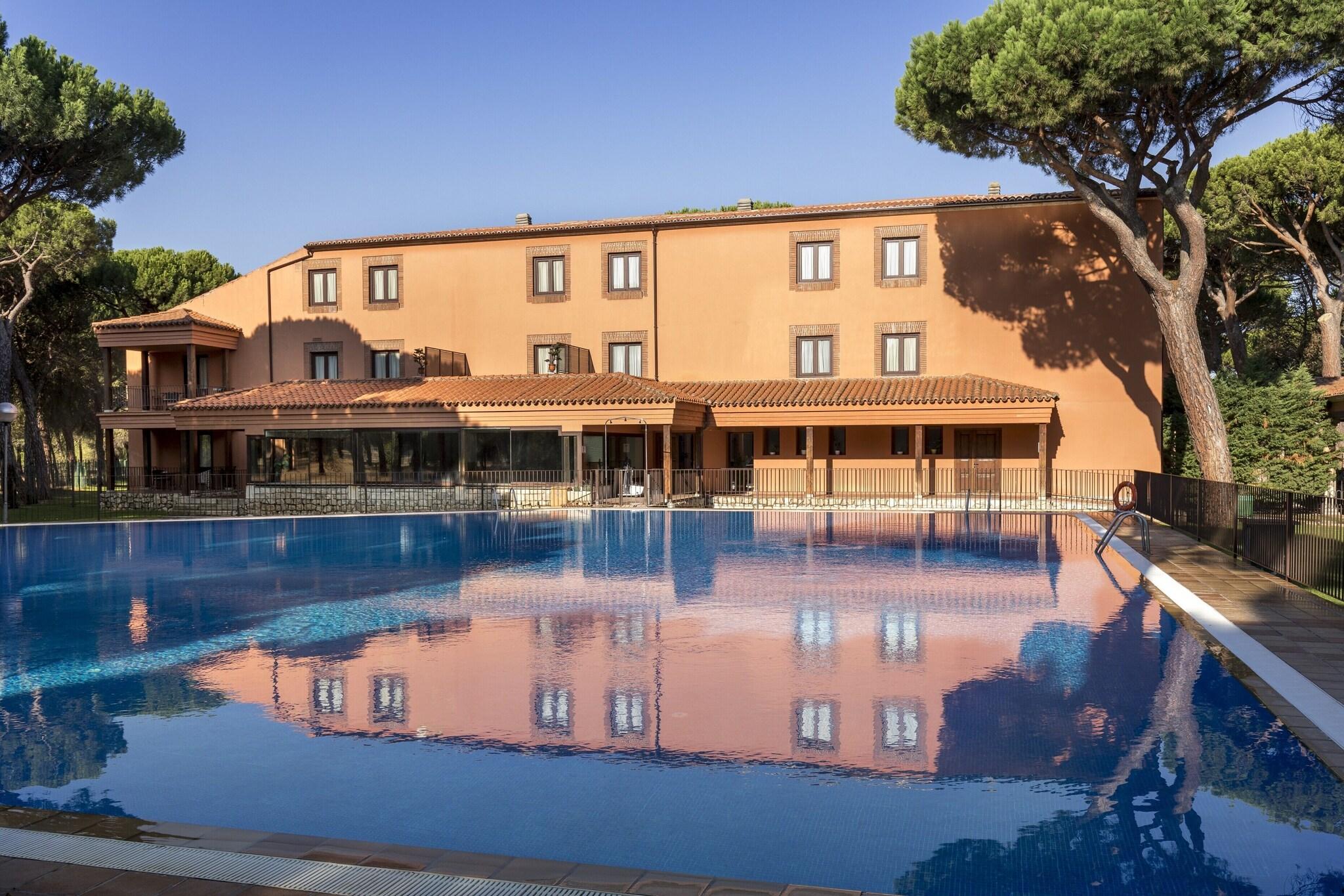 Parador de Tordesillas by null