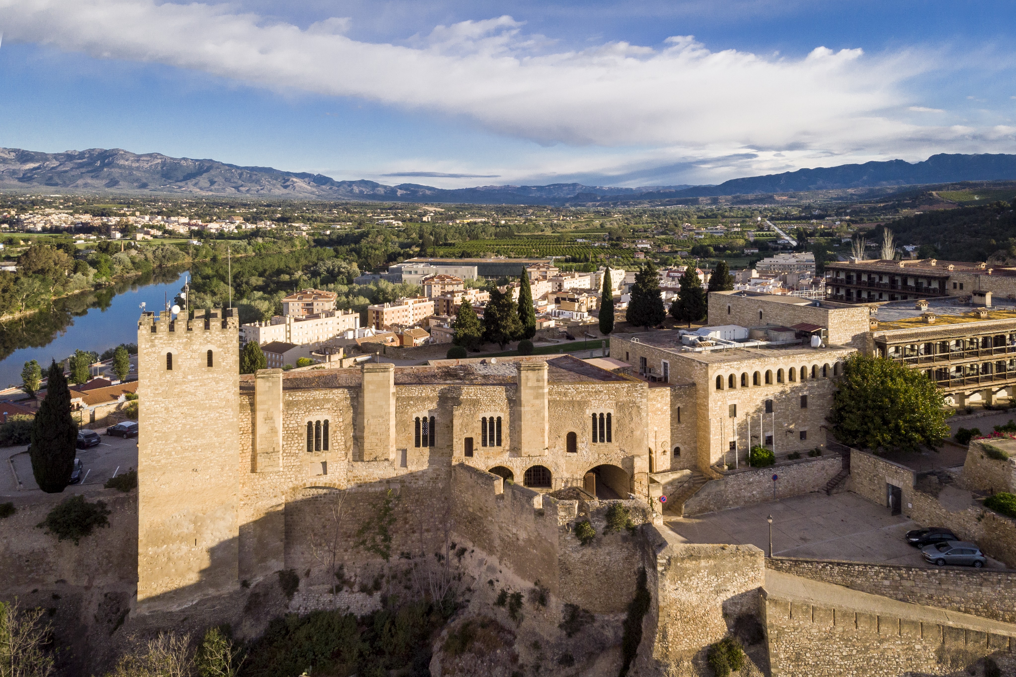 Parador de Tortosa by null