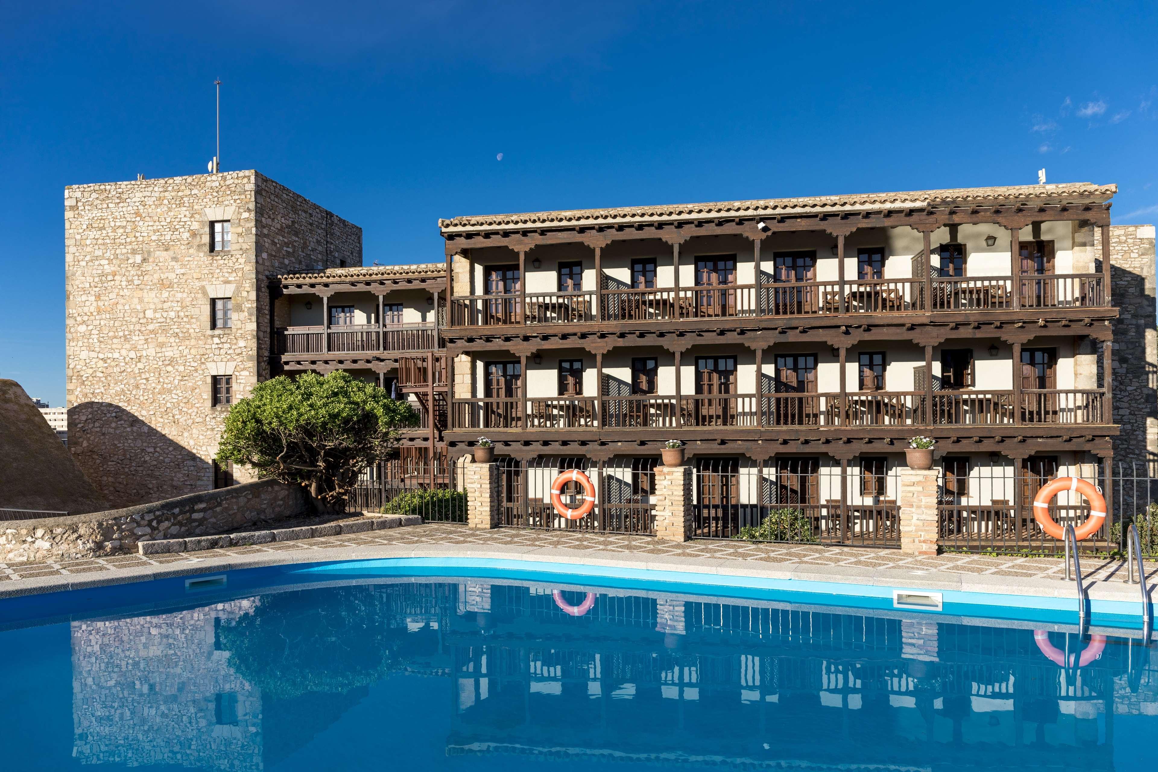 Parador de Tortosa by null