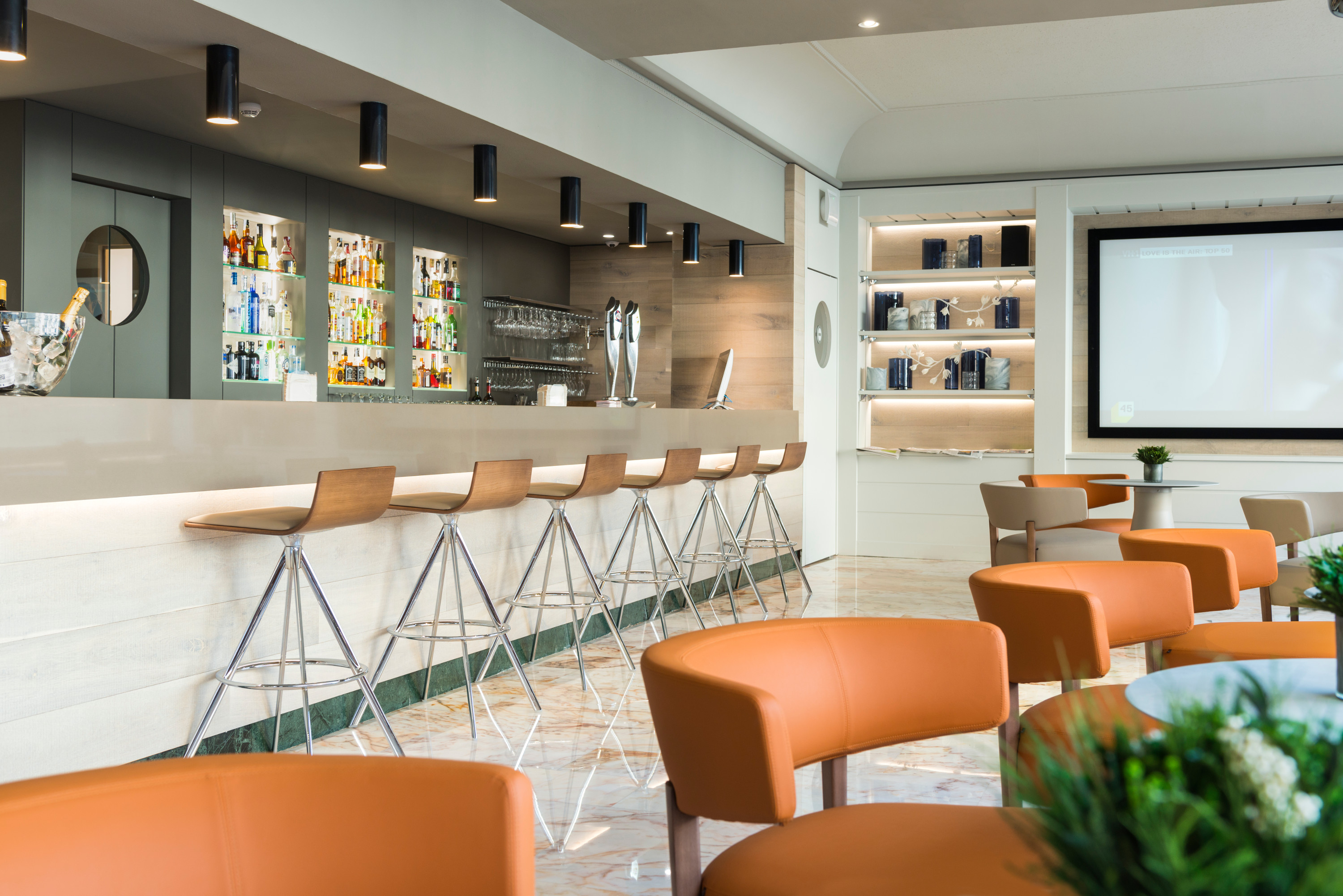 Imagem da galeria de Zenit Barcelona