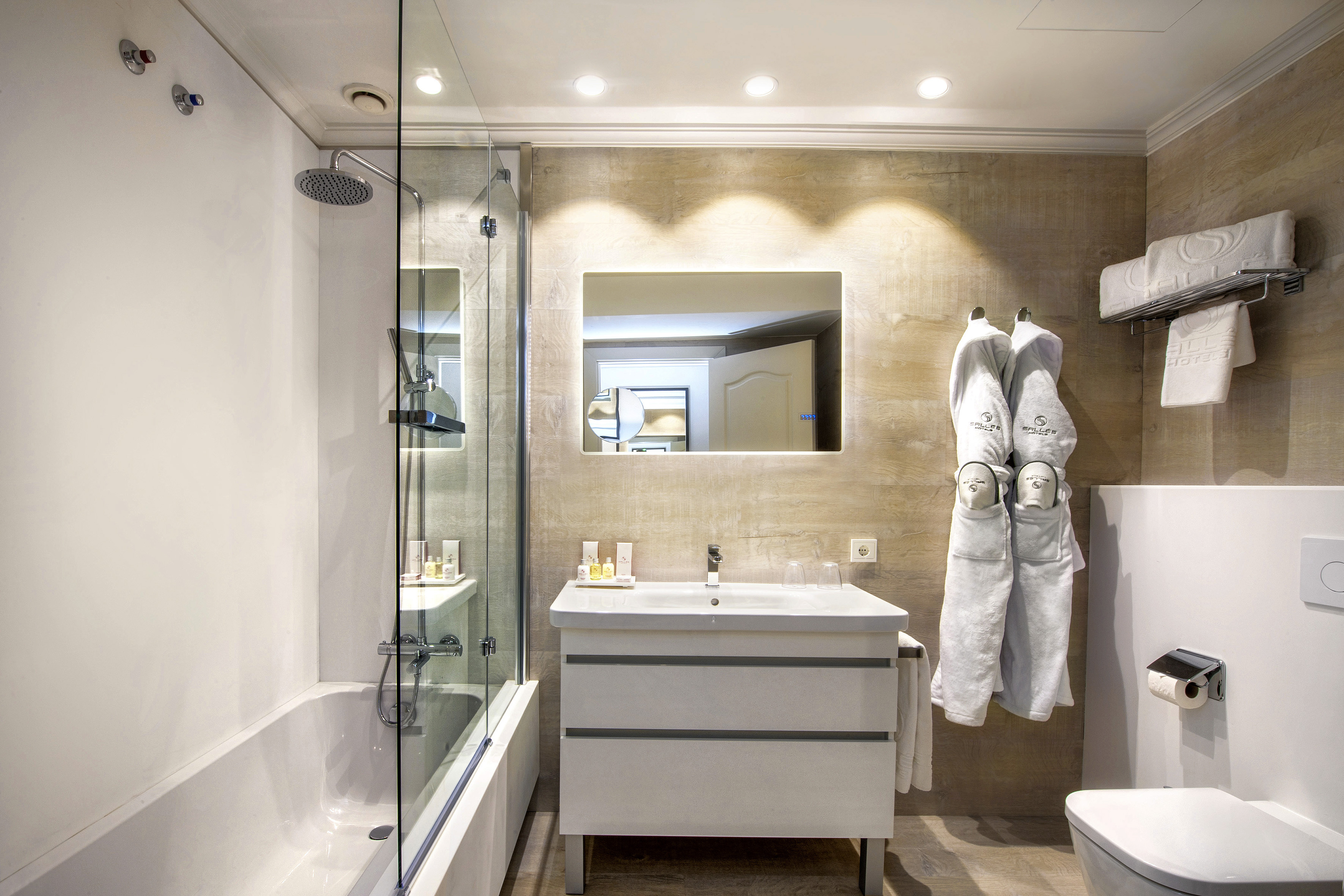 Imagem da galeria de Zenit Barcelona