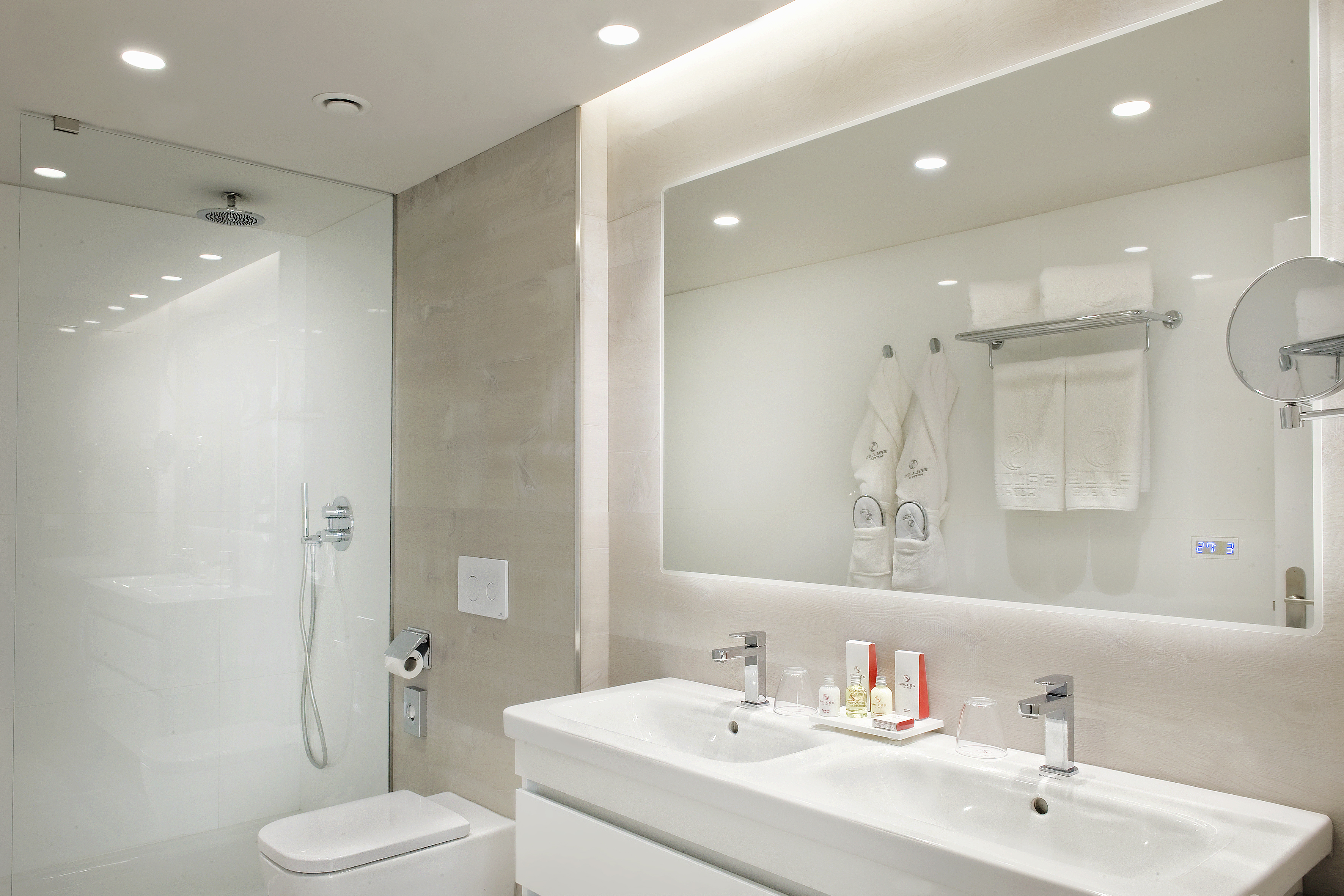 Imagem da galeria de Zenit Barcelona